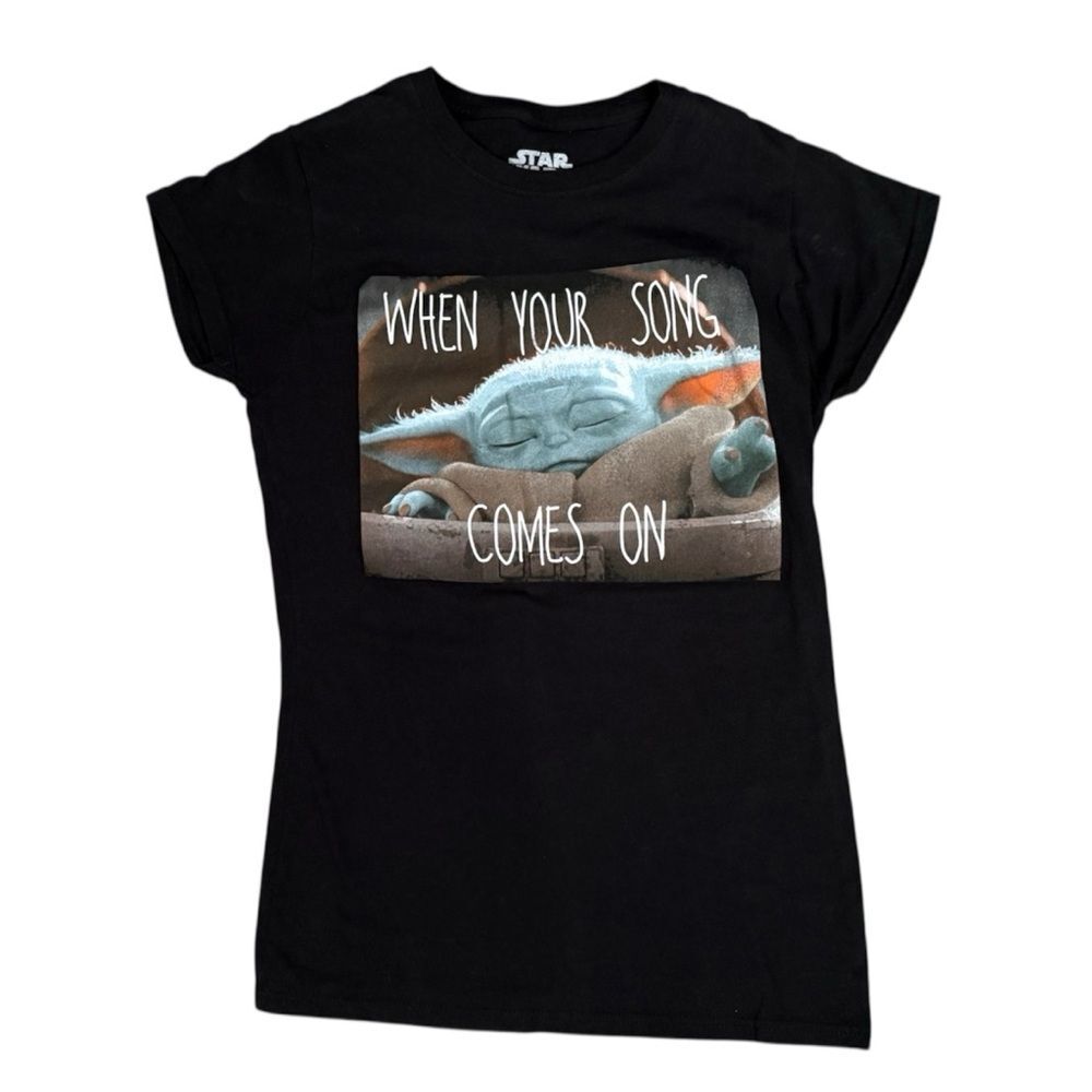 Star Wars baby yoda “when your song comes on” black T-shirt